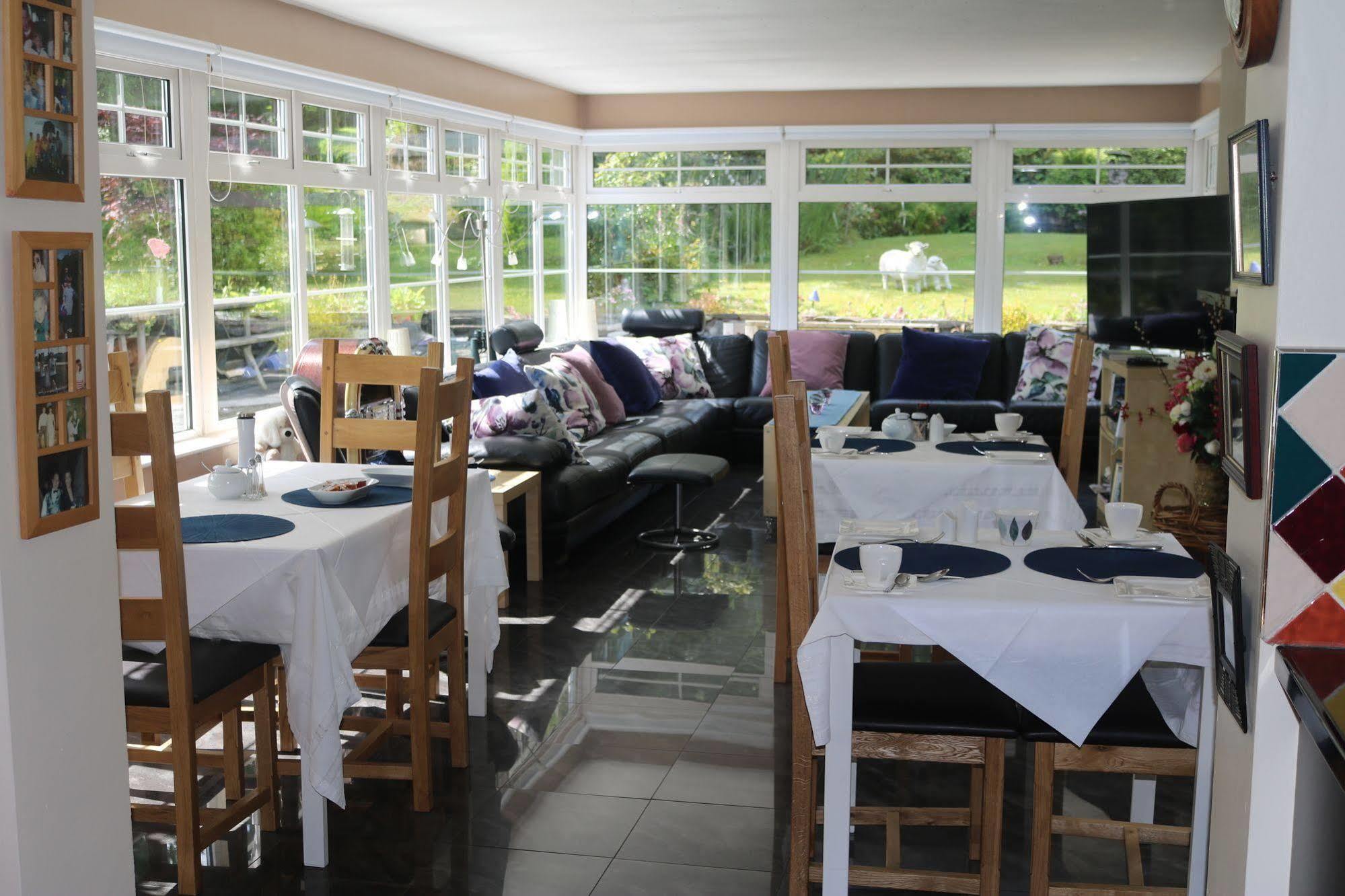 Five Oaks Acomodação com café da manhã Londonderry Exterior foto